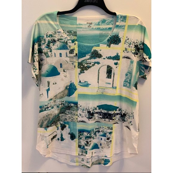 Style & Co. Tops - Style & Co Women's City Themed Top